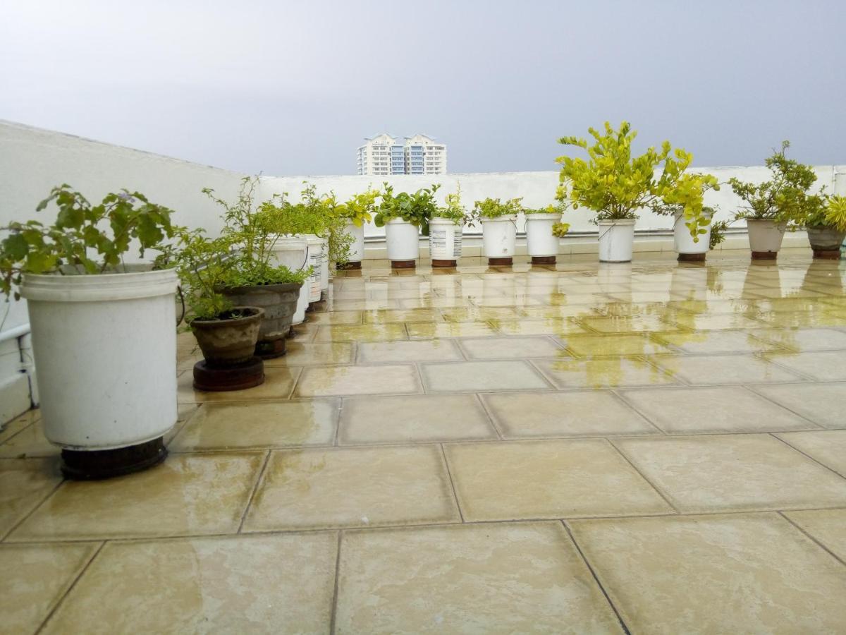 Ocean Pebbles Apartment Dehiwala-Mount Lavinia Luaran gambar