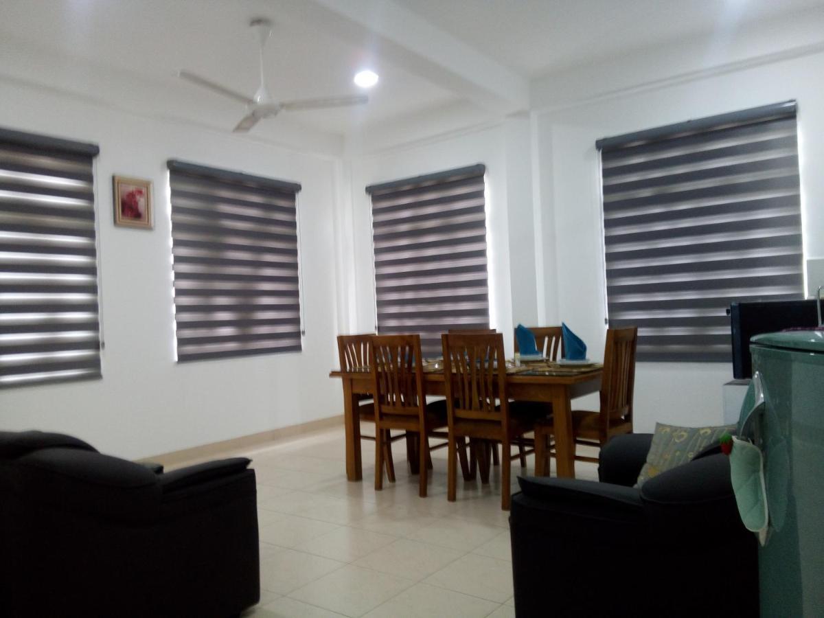 Ocean Pebbles Apartment Dehiwala-Mount Lavinia Luaran gambar
